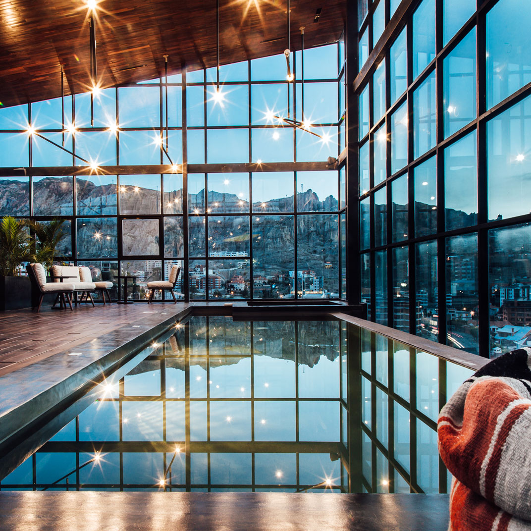 Atix Hotel