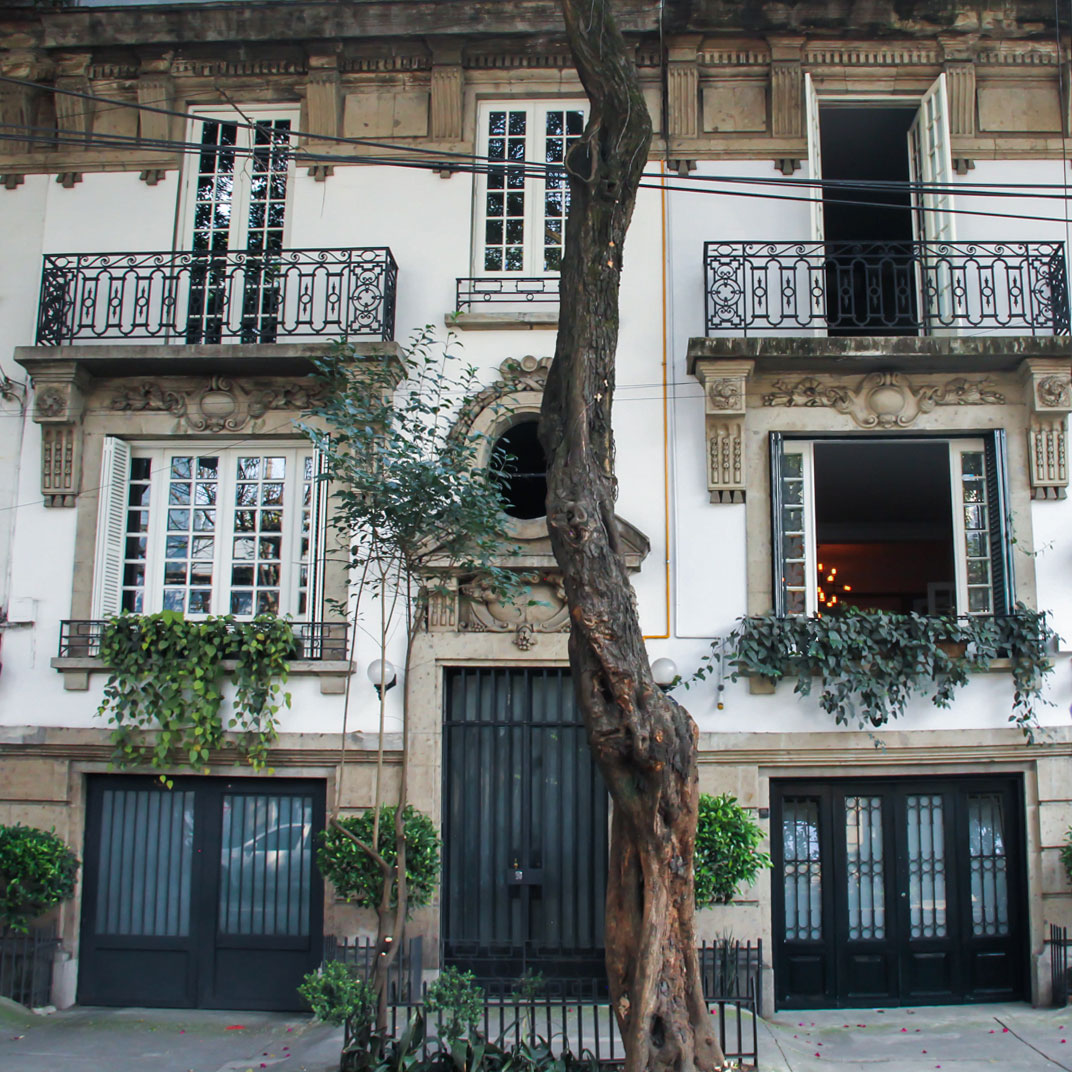 Nima Local House hotel