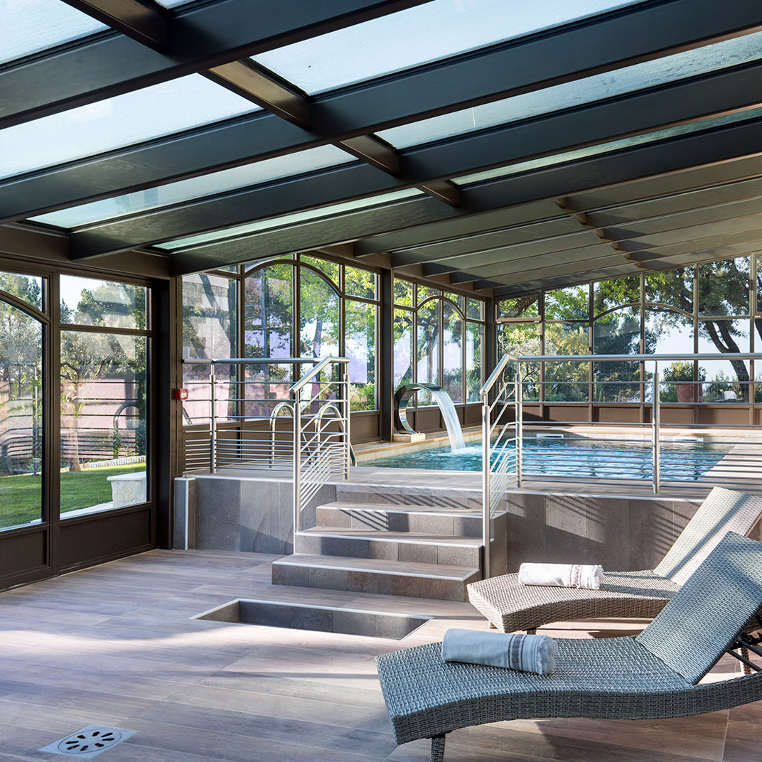 LA BASTIDE DE TOURTOUR HOTEL & SPA