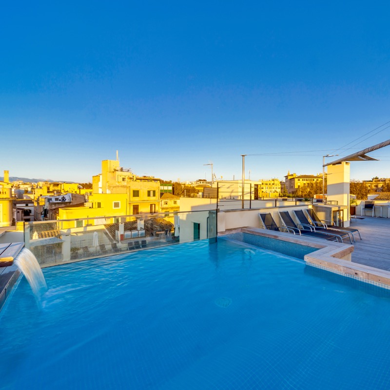 Petit Palace Hotel Tres