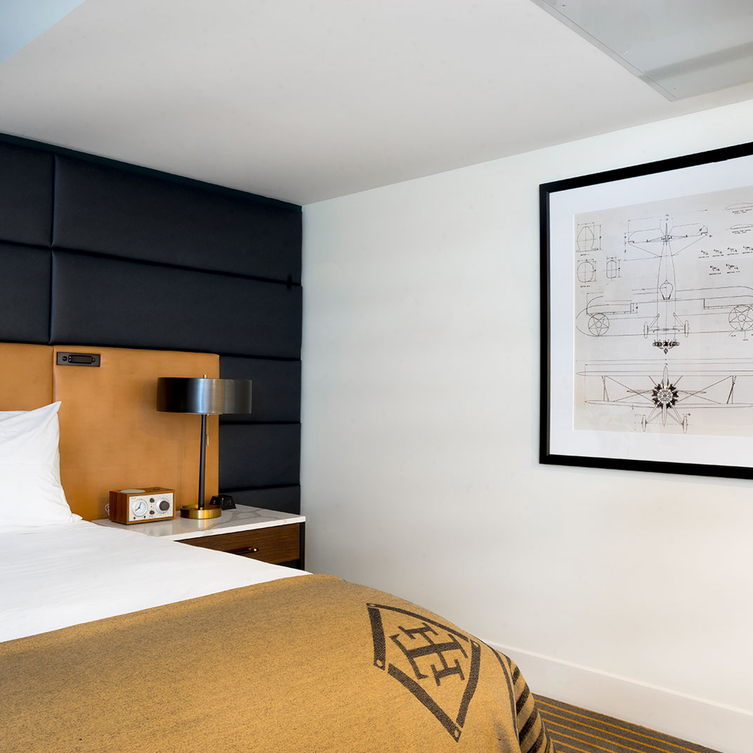 Hotel Theodore