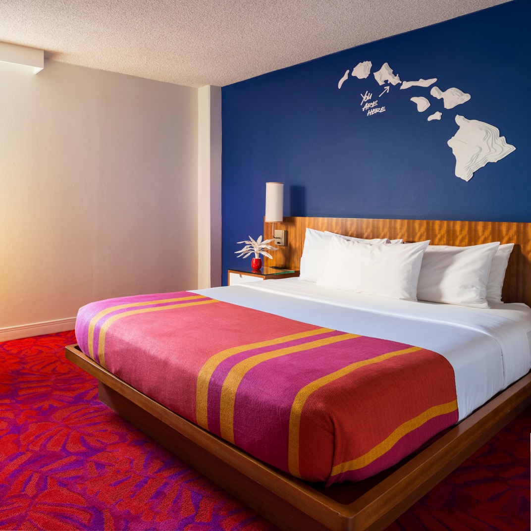 Shoreline Hotel