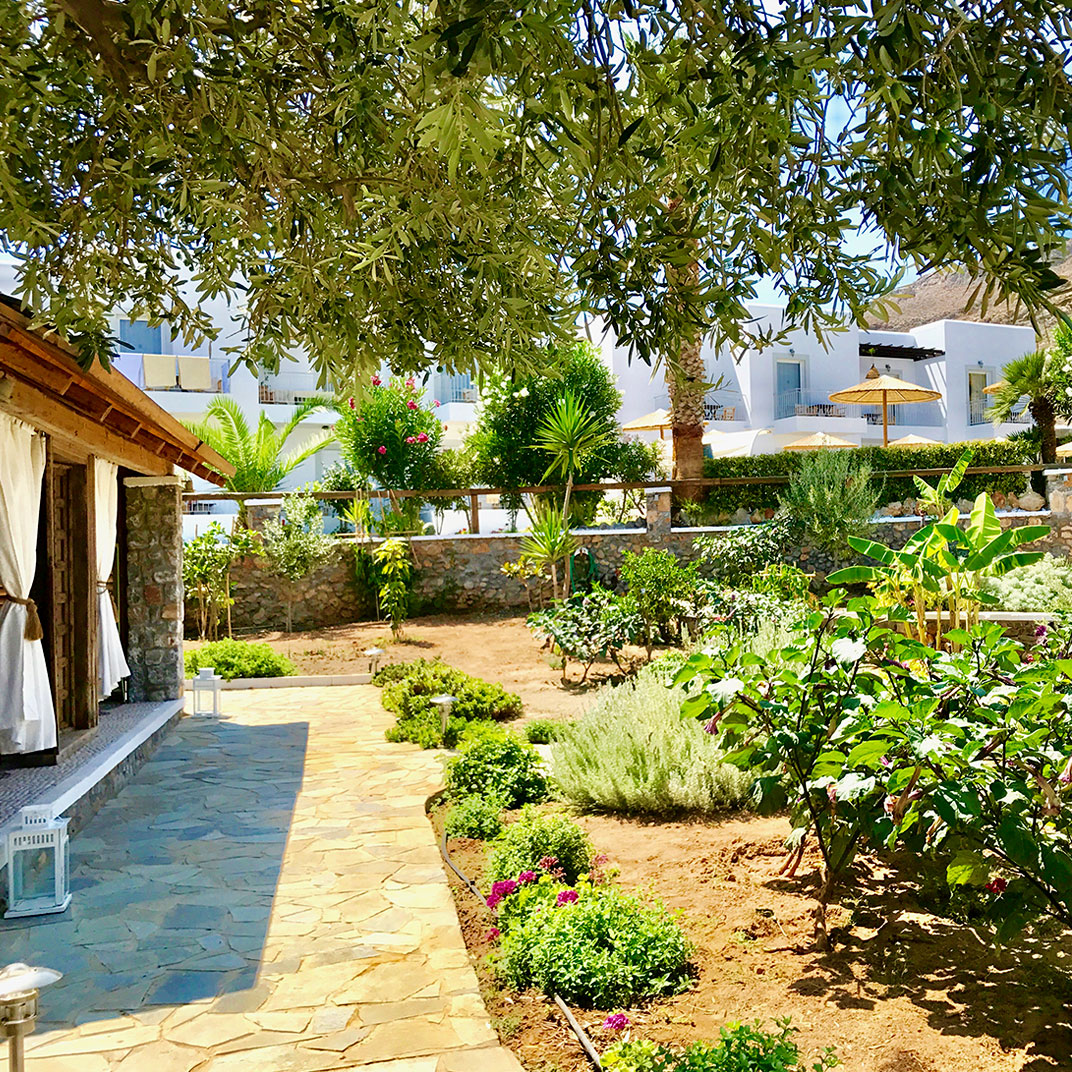 Caesars Gardens Hotel & Spa
