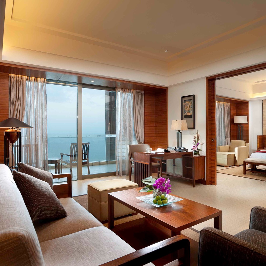 Hotel Pullman Oceanview Sanya Bay Resort & Spa