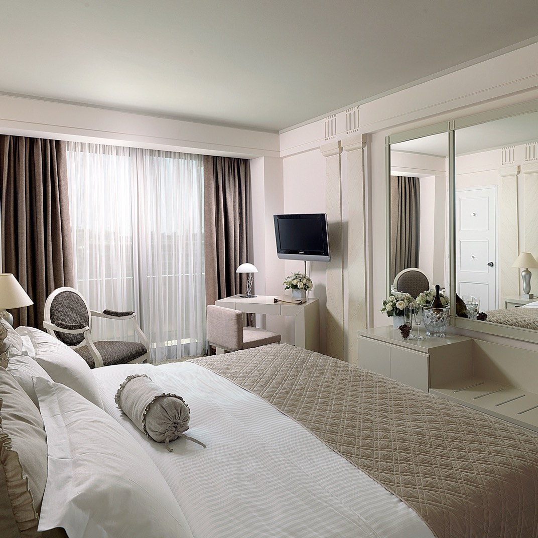 NJV Athens Plaza