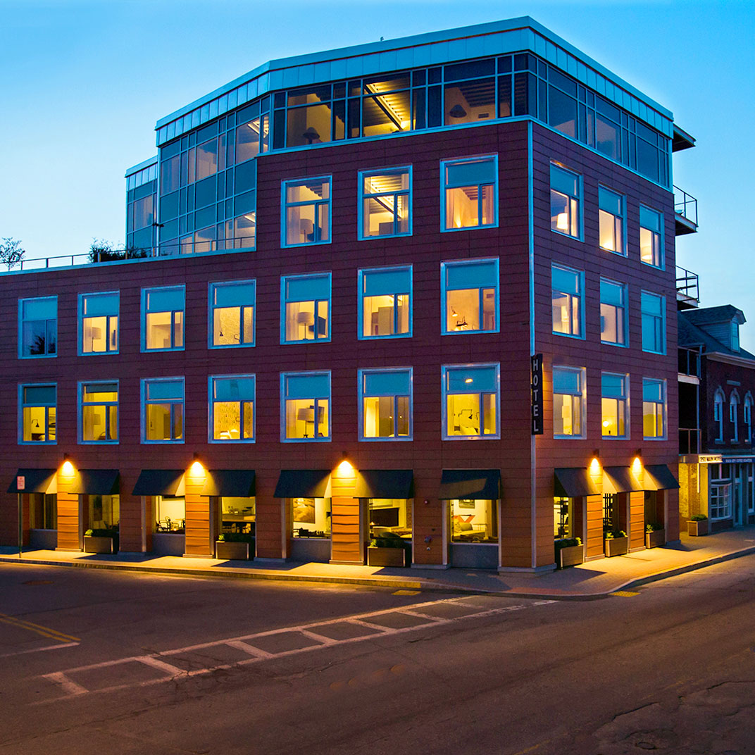 250 Main Hotel