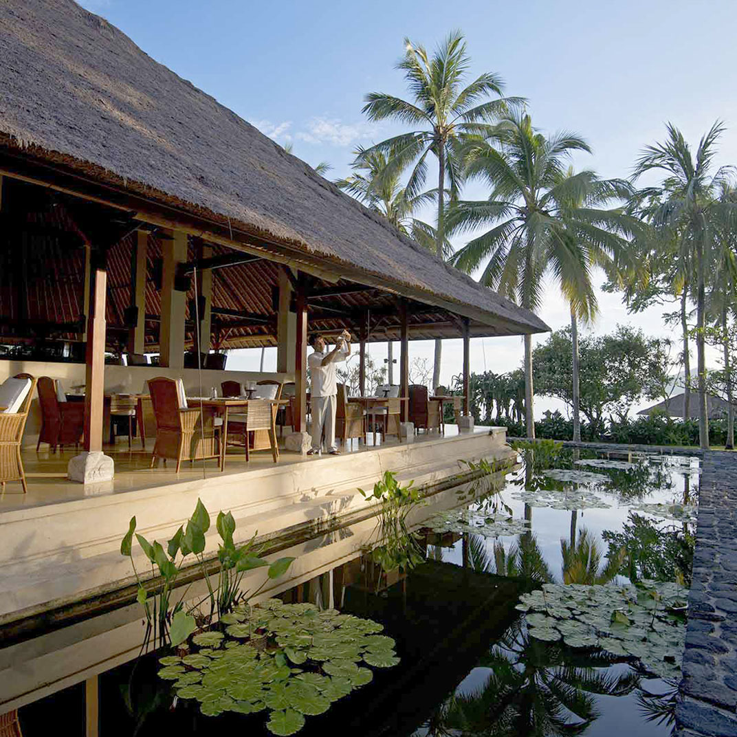 Alila Manggis