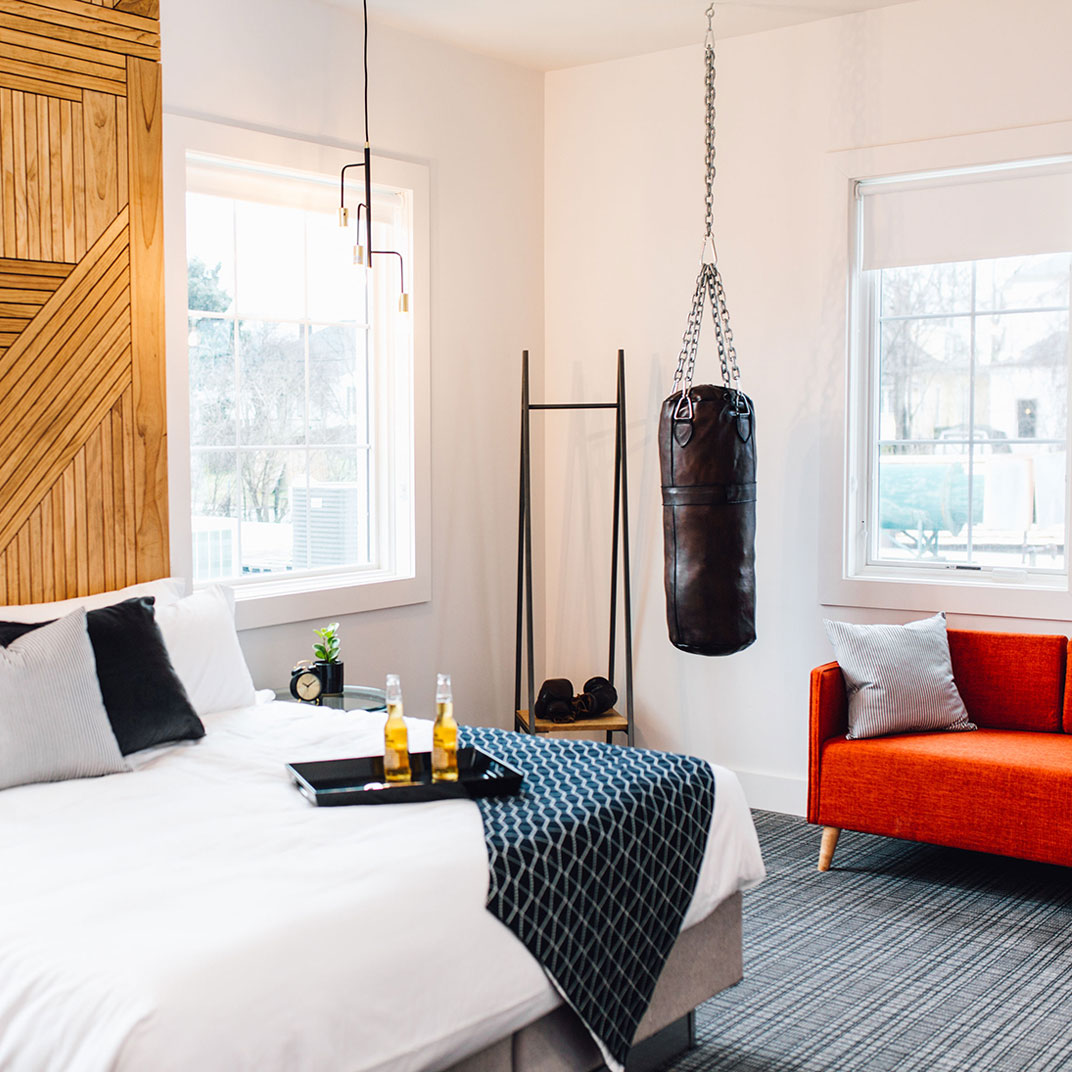 Vandyke Bed & Beverage