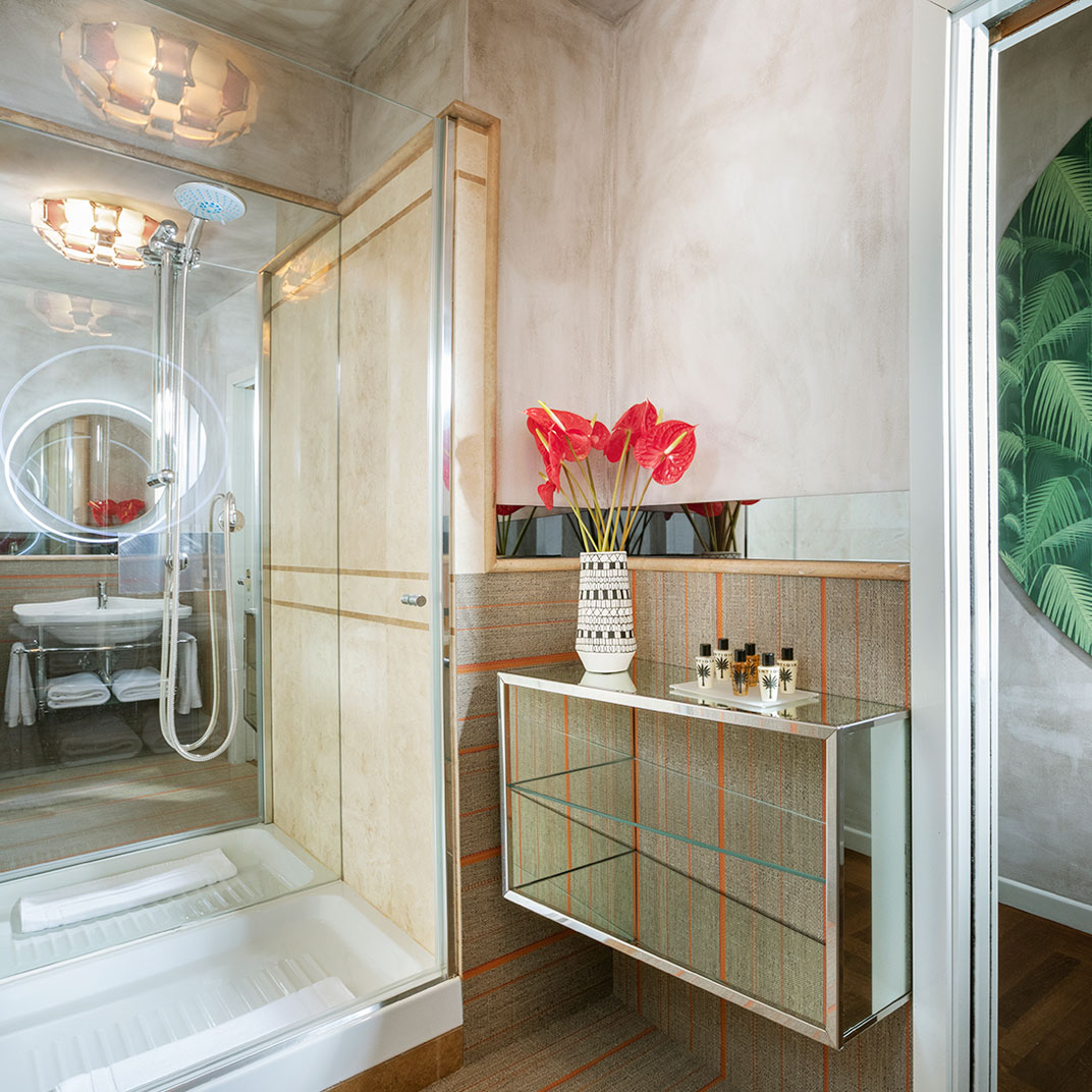 Palm Suite