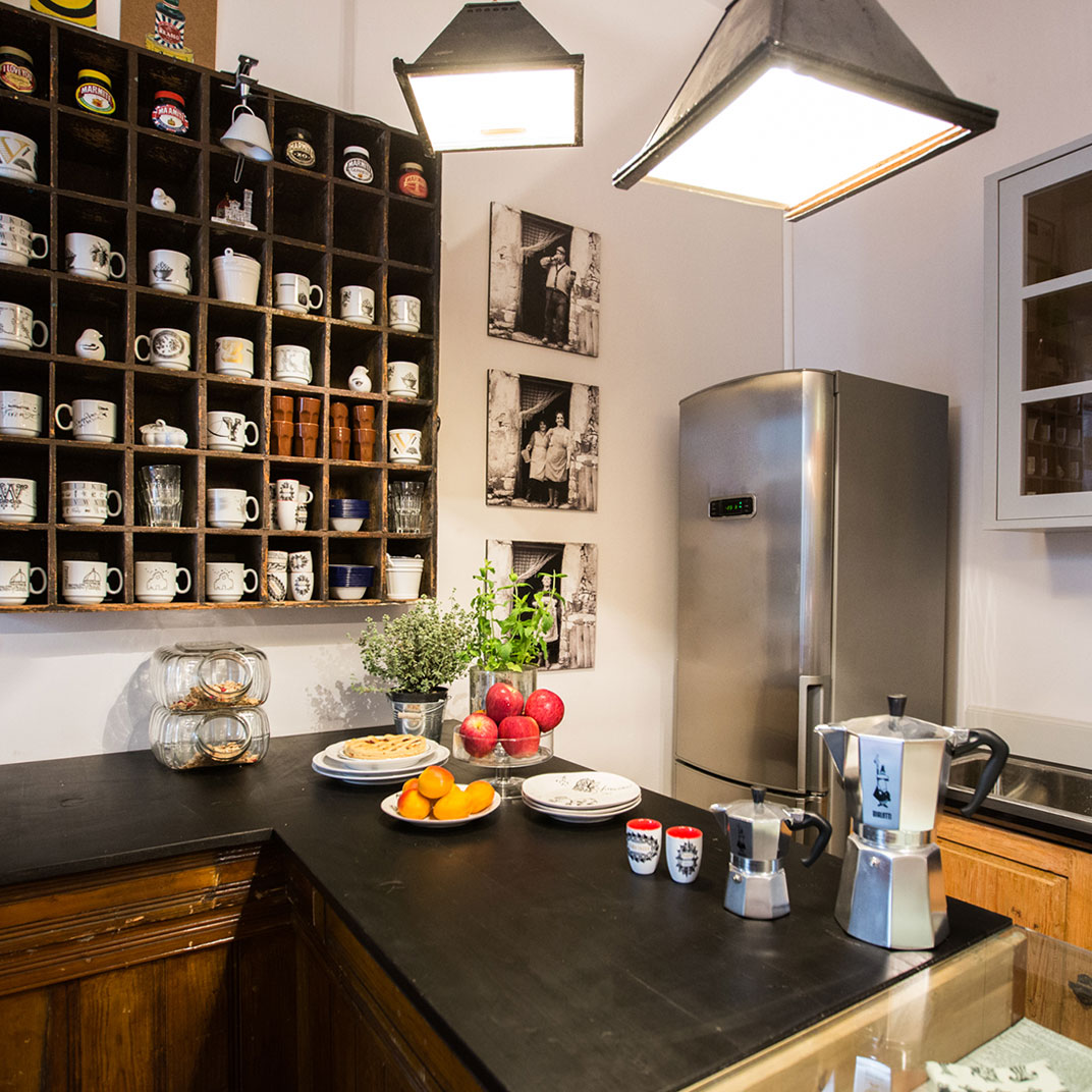 Soprarno Suites