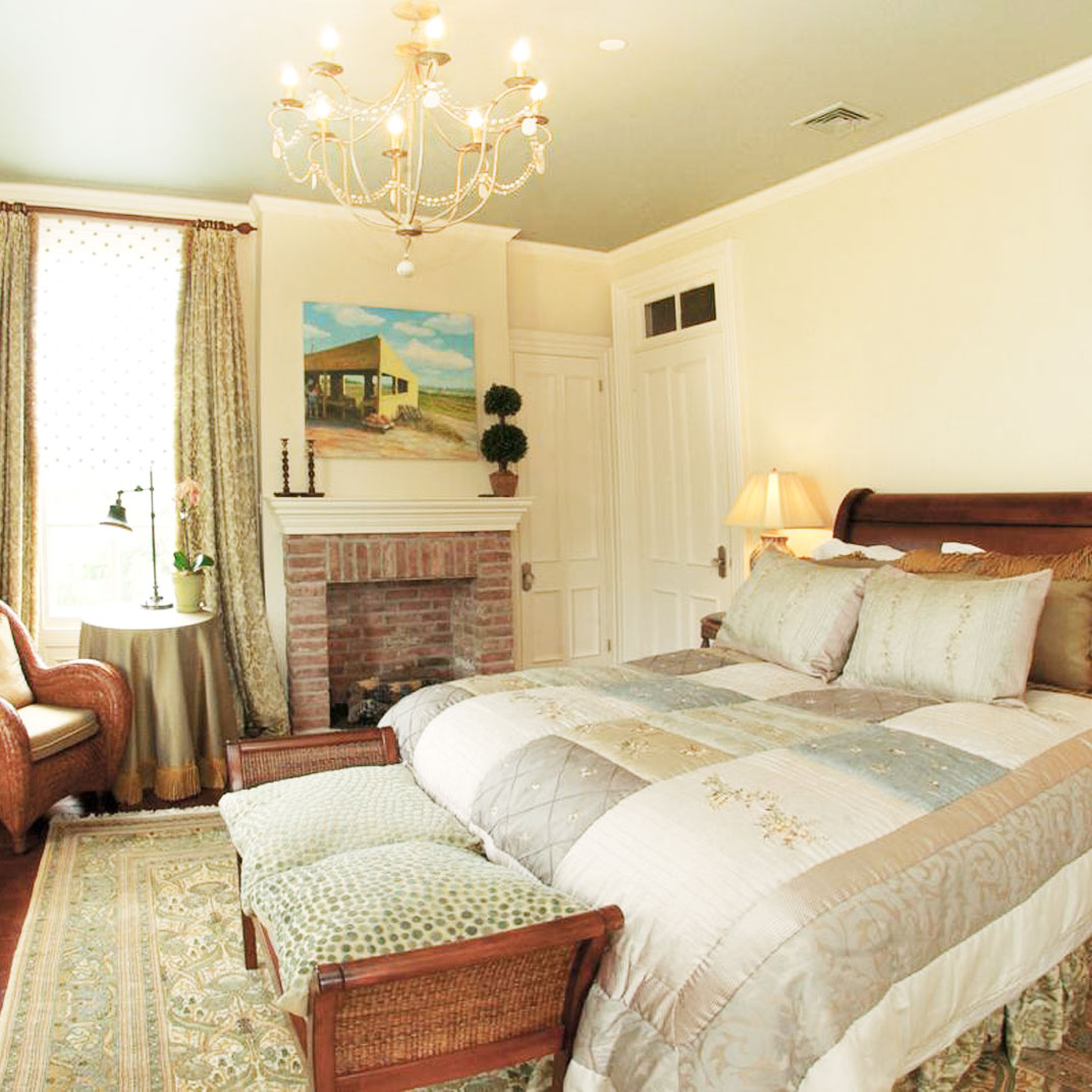 Jedediah Hawkins Inn