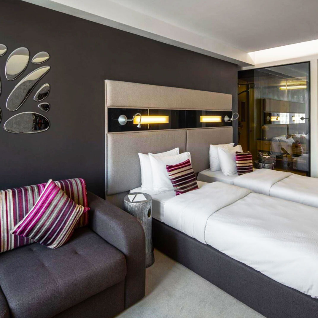 11 Mirrors Design Hotel