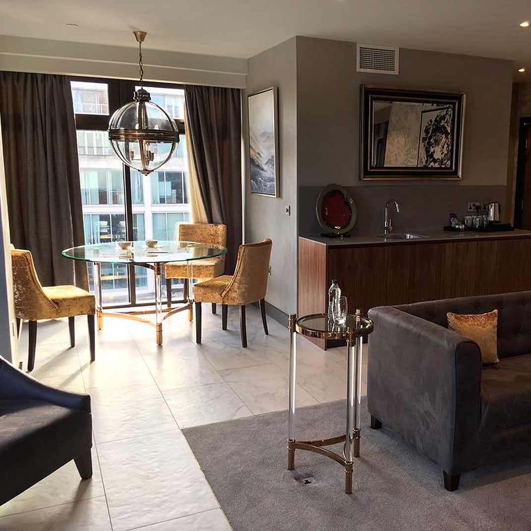 Ten Square Hotel