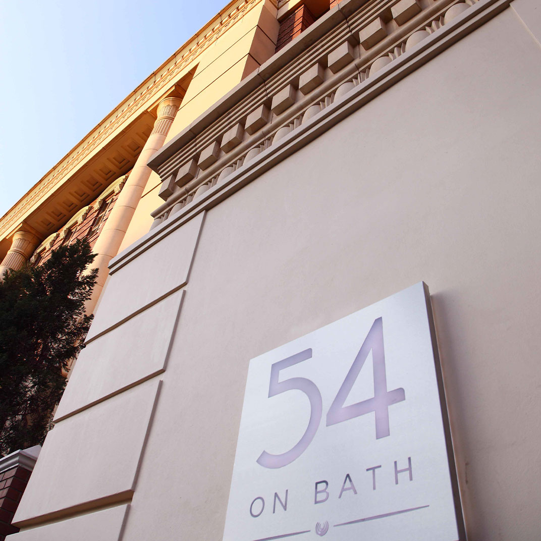 54 on Bath