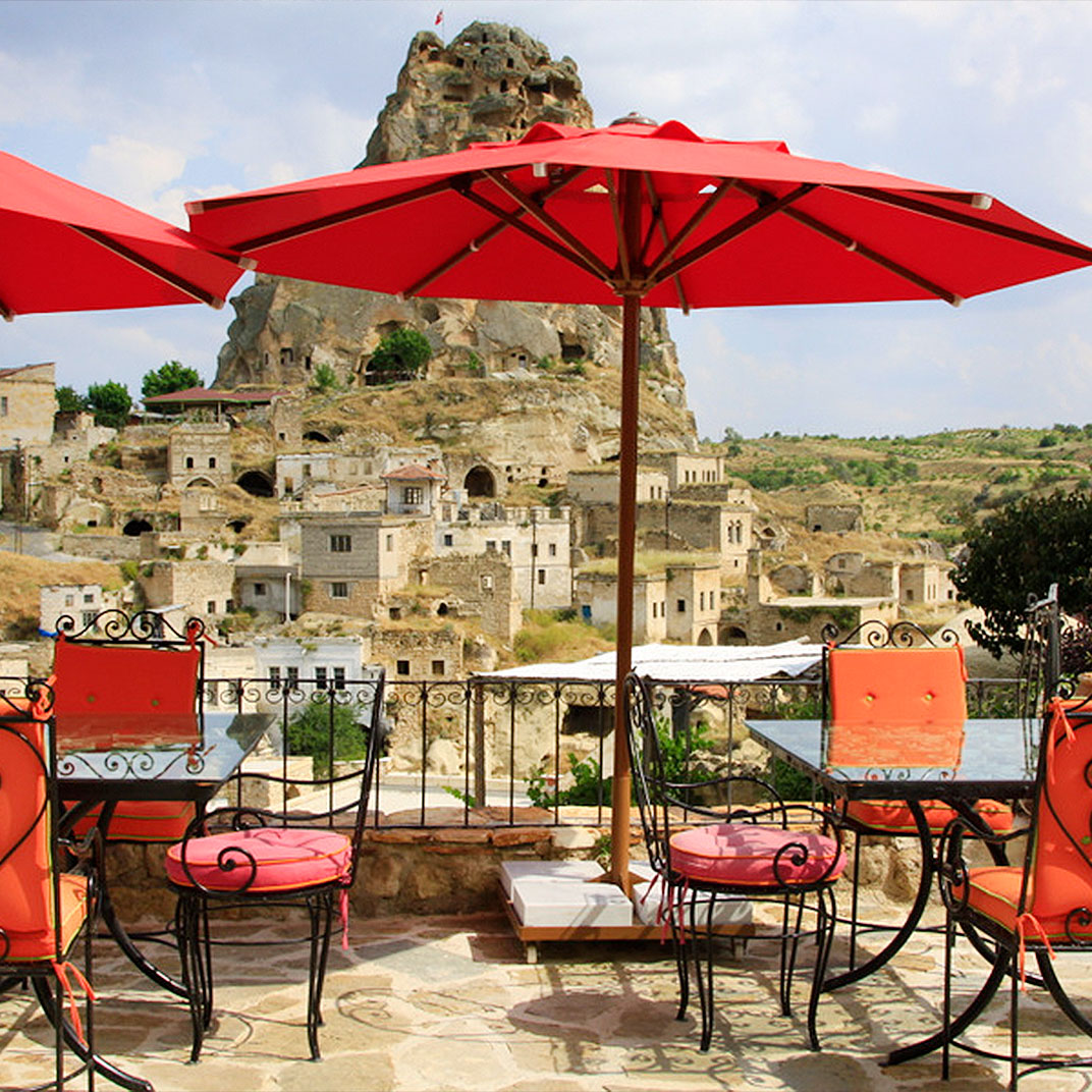 Hezen Cave Hotel