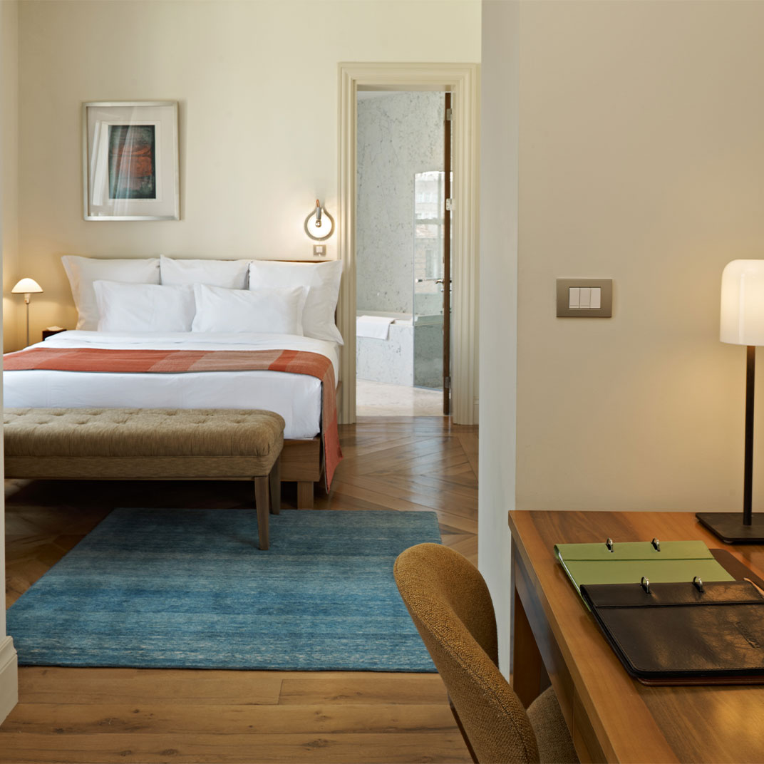 Tomtom Suites